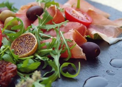 catering Keszthely, catering szolgáltatás Keszthely, rendezvény catering Keszthely, esküvő catering Keszthely, hidegtál rendelés Keszthely, céges catering Keszthely, reggeli catering Keszthely, finger food catering, prémium catering Zala megye, kávészünet catering, rendezvényszervezés Keszthely, sütemény rendelés Keszthely, brunch catering, esküvői vacsora catering, party falatok Keszthely, kanapé szendvics rendelés, rendezvény étkeztetés, kávéház catering, catering Balaton, balatoni catering szolgáltatás, kitelepülés rendezvényre, desszert catering, catering cégek Keszthely, családi rendezvény catering, üzleti reggeli catering