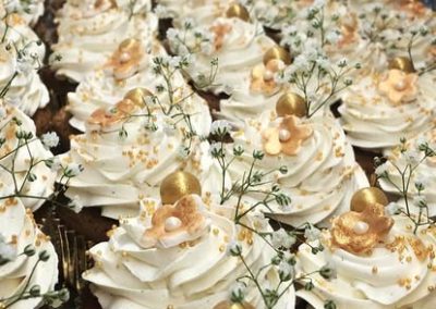 catering Keszthely, catering szolgáltatás Keszthely, rendezvény catering Keszthely, esküvő catering Keszthely, hidegtál rendelés Keszthely, céges catering Keszthely, reggeli catering Keszthely, finger food catering, prémium catering Zala megye, kávészünet catering, rendezvényszervezés Keszthely, sütemény rendelés Keszthely, brunch catering, esküvői vacsora catering, party falatok Keszthely, kanapé szendvics rendelés, rendezvény étkeztetés, kávéház catering, catering Balaton, balatoni catering szolgáltatás, kitelepülés rendezvényre, desszert catering, catering cégek Keszthely, családi rendezvény catering, üzleti reggeli catering